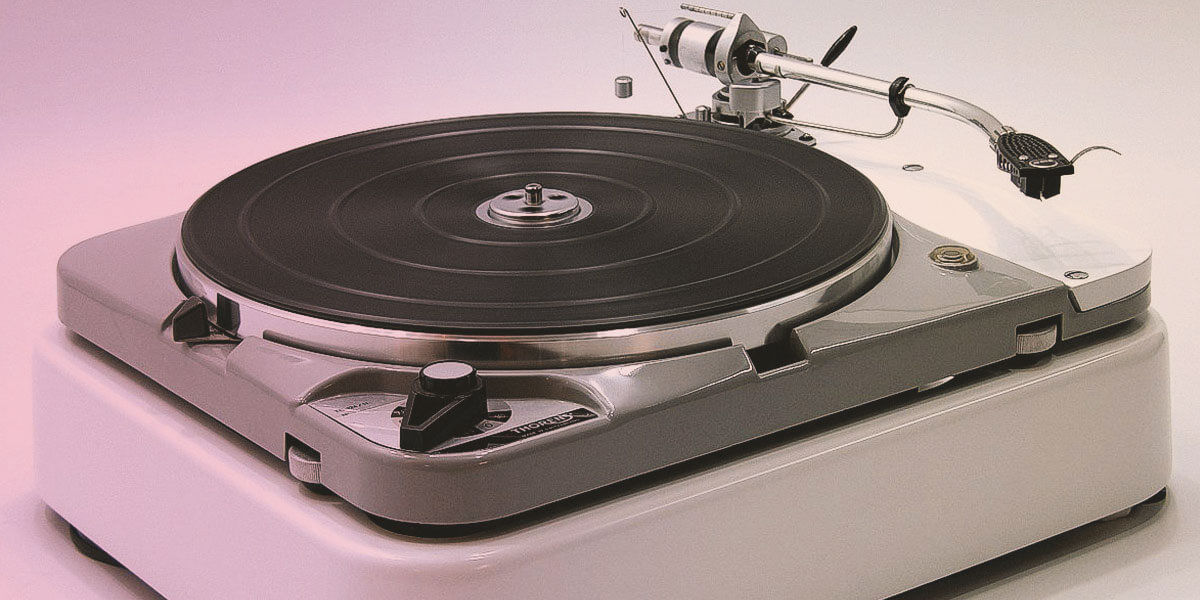 vintage turntables vs new turntables: which is better?